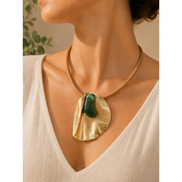 COLLAR VERDE