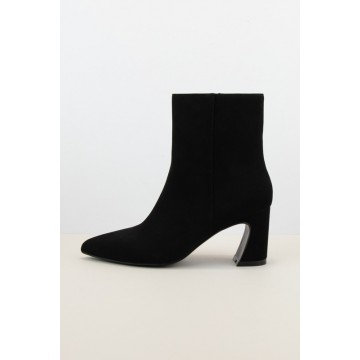 Botines negros